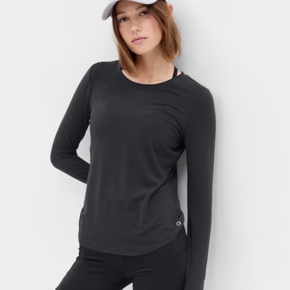 GapFit Long Sleeve Black Top